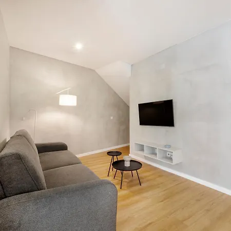 Apartman Oriente By Olala Homes